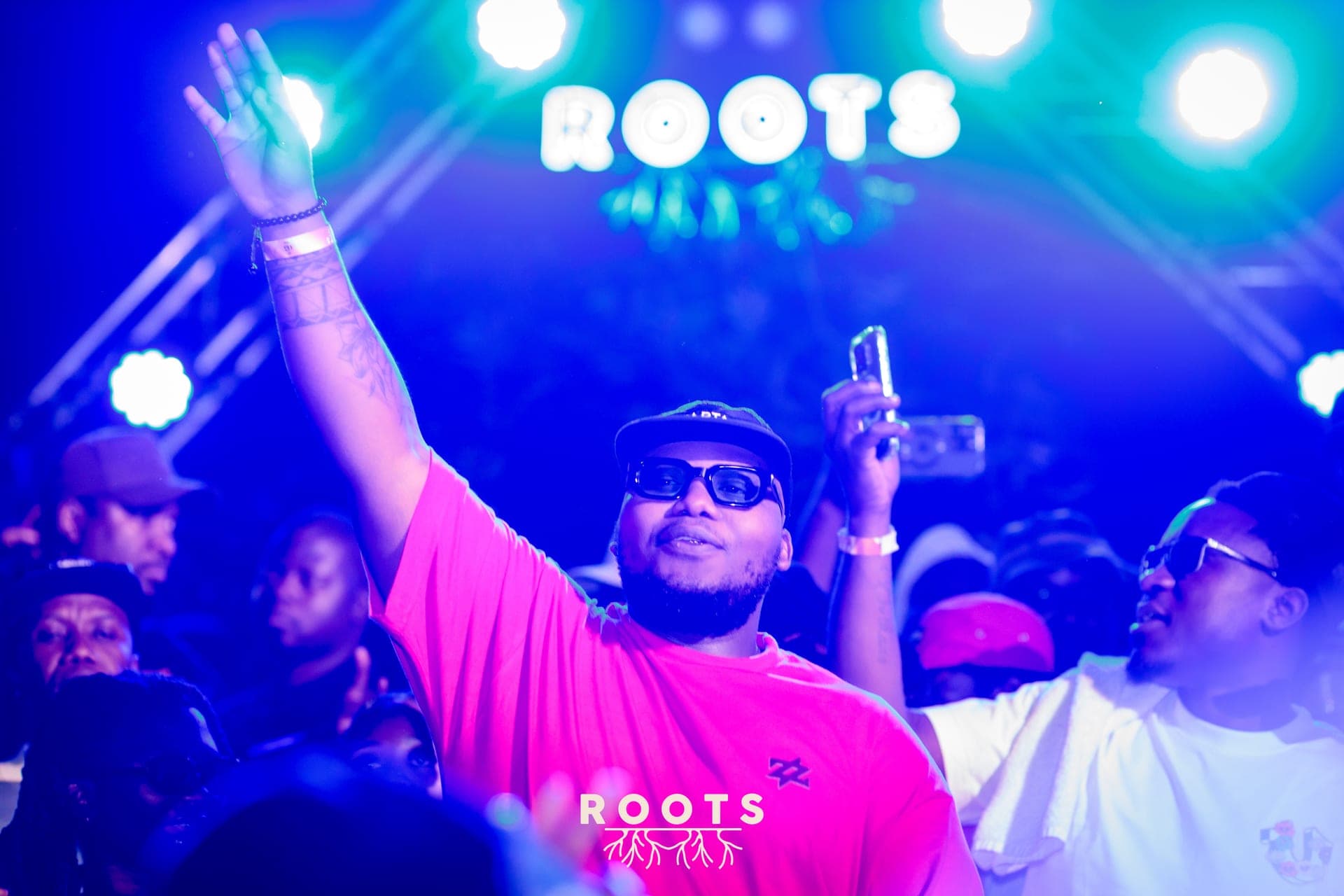 ROOTS IX photo 4